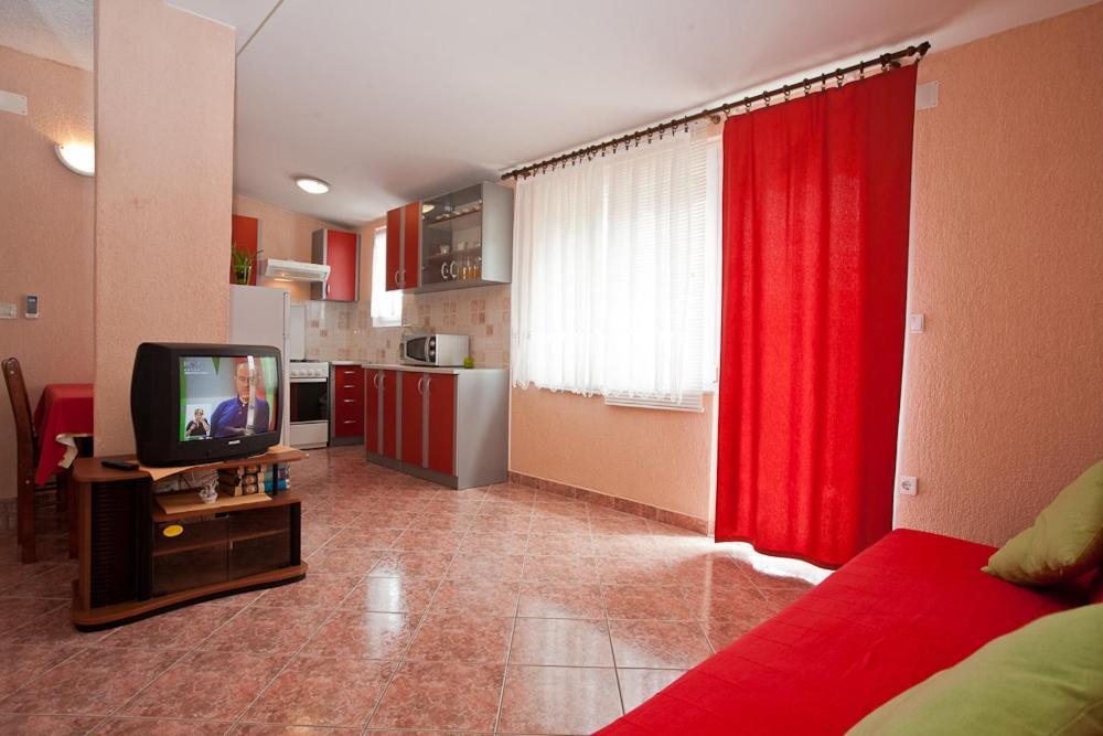 Apartments Kraljic 크르크 외부 사진