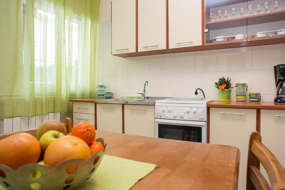 Apartments Kraljic 크르크 외부 사진